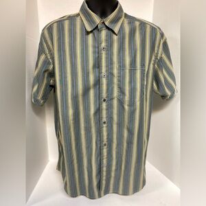 Men’s KUHL brand shirt Large cotton short sleeves‎